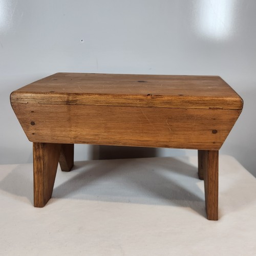 Handmade pine wood shaker - handmade,